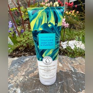 Thailand Sweet Kiwi 🥝 and ⭐️ Starfruit body wash 295 ml